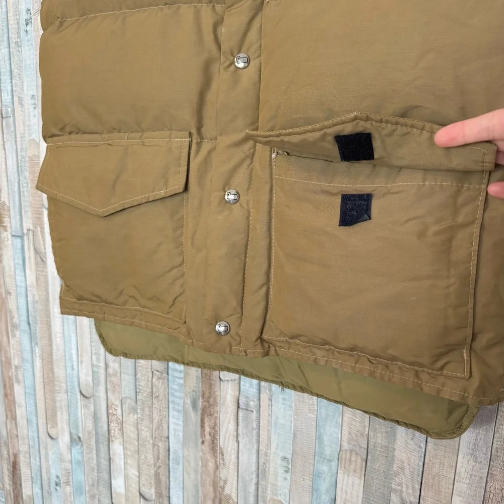 Woolrich M Vintage Down Filled Zip Up Puffer Vest Sleeveless Classic Utility Tan